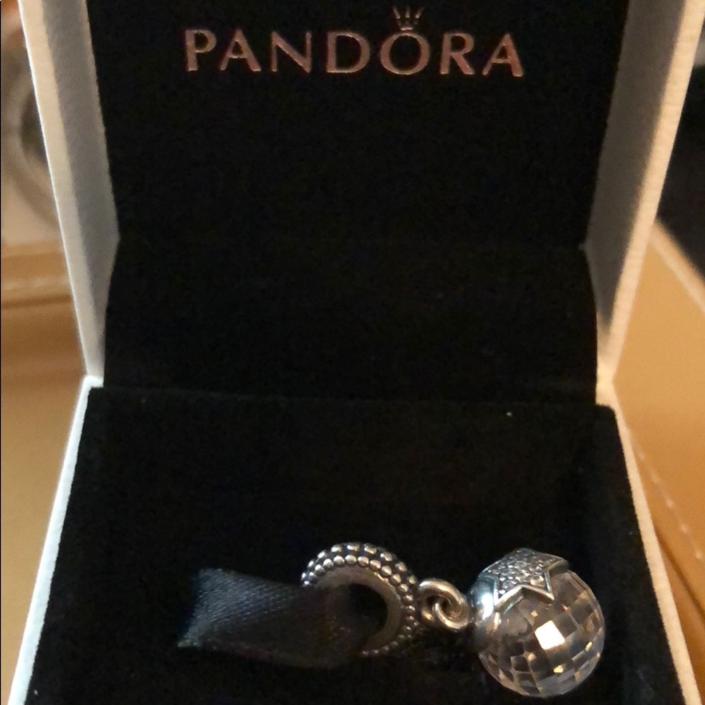 Pandora charm authentic!